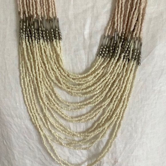 Multi strand beaded necklace - Picture 2 of 3